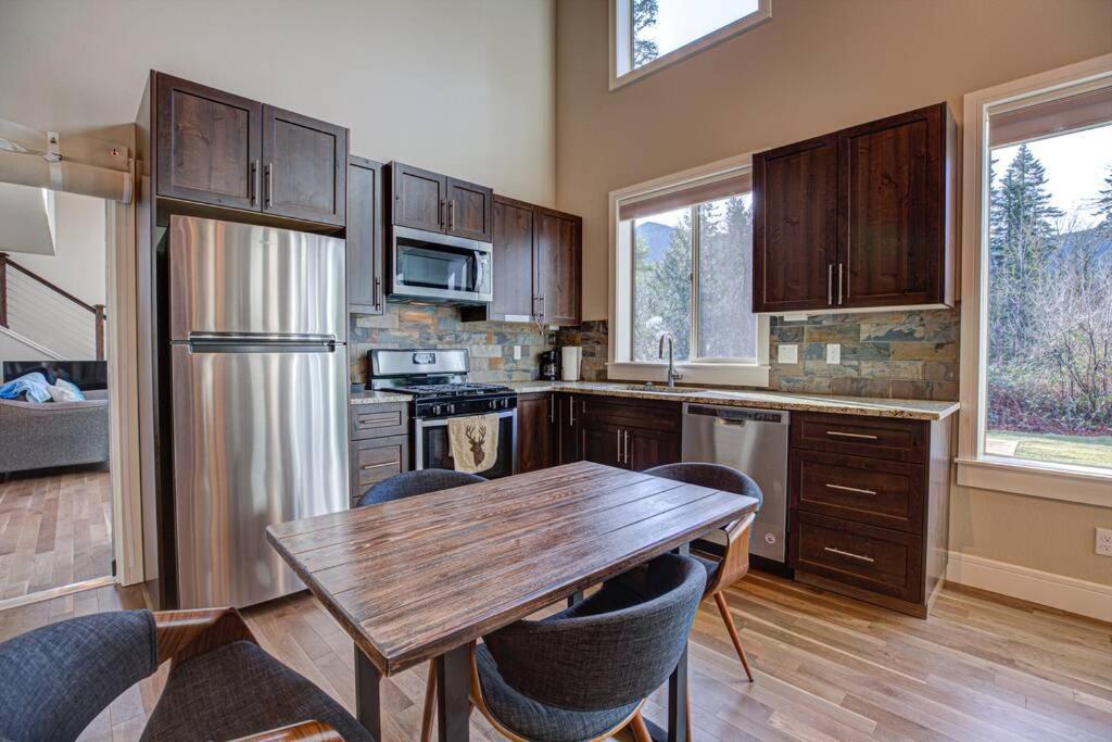 Newly Built Modern Chalet Duplex - 1 Mount Hood Village Exteriér fotografie